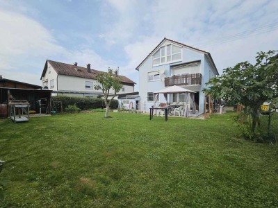 Attraktives 3-Familienhaus mit großem Garten und 2 Garagen zu verkaufen...