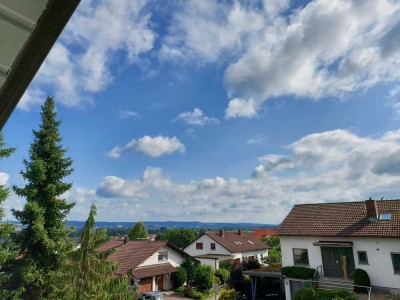 Sehr schöne 2,5 Zimmer Wohnung mit großem Balkon und Blick ins Schussental, in Staig.