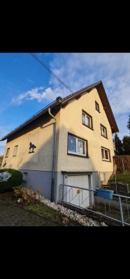 Einfamilienhaus mit Möglichkeit der Tierhaltung im Westerwald