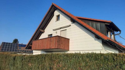 Freundliche 4-Zimmer-DG-Wohnung mit Balkon in Kaisersbach