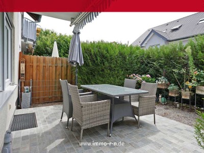 2 ZKB EG-Wohnung mit EBK, Terrasse, Gartenanteil, Garage & separatem Hobbyraum im UG