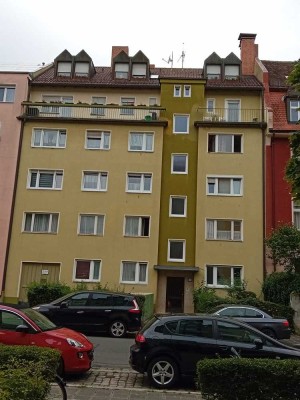 schöne 2-Zi-Wohnung in ruhiger Lage im Nibelungenviertel