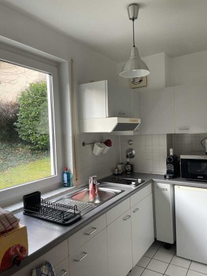 Helle 1-Zimmer-Wohnung mit Terrasse in zentraler Lage