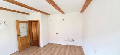 84m2 IM ORTSKERN VON LOSENSTEIN MIT GARTEN !