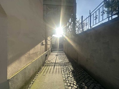 Geräumige 3-Raumwohnung mit Altbaucharme in Meißner Altstadt