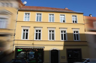 Wohn- und Geschäftshaus mit befestigten Innenhof & Hinterhaus im Zentrum von Torgau