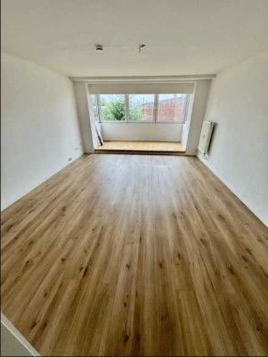 .. 2 ZIMMER WOHNUNG IN TOPLAGE + NEUE HEIZUNG ..