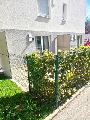 Attraktive Terrassen-WHG mit kleinem Garten nahe dem Krankenhaus in barrierefreier Neubauwohnanlage