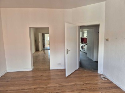 Helle 3-Zimmer-Wohnung mit Balkon im 3. OG in Karlsruhe-Mühlburg