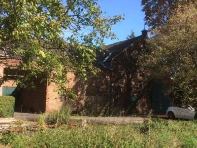 RESTHOF  am Kaarster Stadtrand