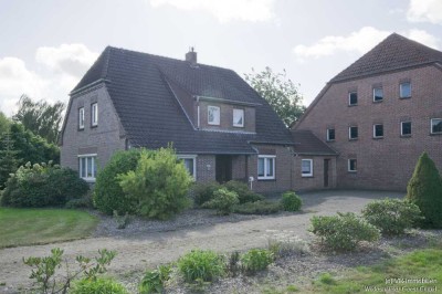 Geräumiges Einfamilienhaus mit Garten in Kirchhatten