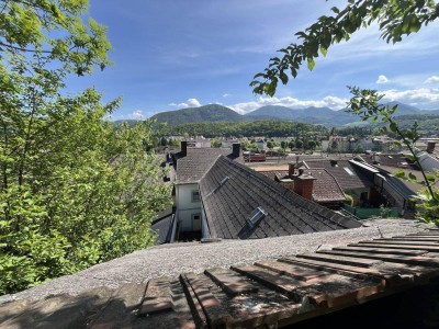 Wunderschönes Einfamilienhaus mit Fernblick und eigenem Wald in Gloggnitz