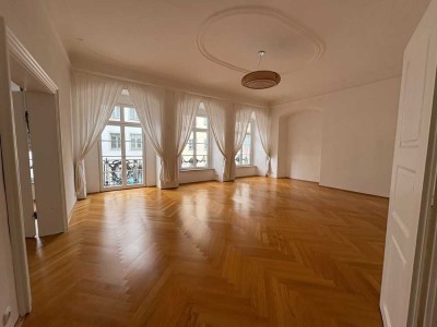 Wunderschöne 3-Zimmer-Wohnung in der oberen Altstadt von Neuburg an der Donau