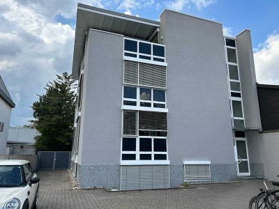 Großzügige 1 Zimmer-Wohnung mit EBK in Mainz-Weisenau, nähe Uniklinik