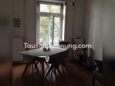 Tauschwohnung: Suchen mind. 4 Zimmer, gerne auch größer, bieten Altbautraum