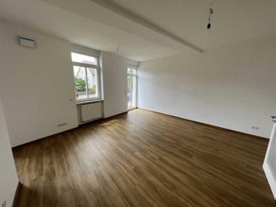 Stilvolle 3-Zimmer-Erdgeschosswohnung mit Terrasse und kleinem Garten in Ettlingen