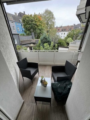 Stilvolle 2,5-Zimmer-Terrassenwohnung in Holsterhausen mit Ebk und Balkon