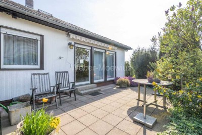 Ruhig gelegen mit West-Terrasse, Garten, Doppelcarport
