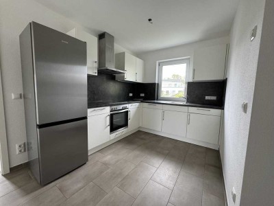 Barrierefrei - Neuwertige helle 2-Zimmer Wohnung mit großer Terrasse