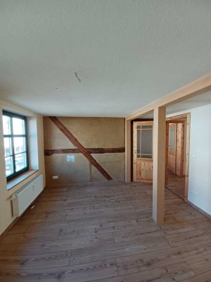Wunderschöne 3-Zimmerwohnung (OG) im  Ribnitzer Zentrum zu vermieten