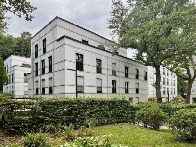 Lichtdurchflutete 2-Zimmer Wohnung mit Süd-Balkon in Hamburg-Rissen