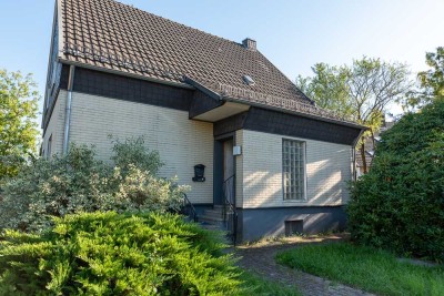 Charmantes Haus mit Überholbedarf