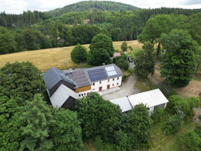 Wohntraum mit viel Wald+ Wiesen+ Stallungen uvm
