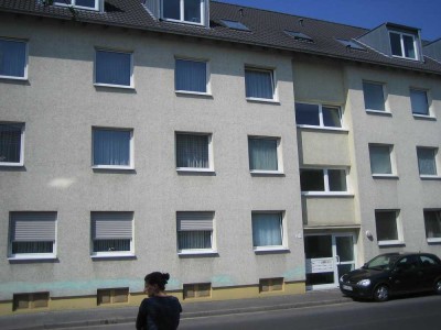 Großzügige 2 Zimmer Wohnung mit großem Balkon (Loggia) in Bonn Ippendorf