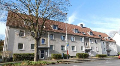 Schicke 2-Zi.-DG-Whg. mit neuem Boden in Obermeiderich