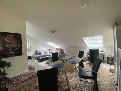schicke modernisierte Zweizimmerwohnung zu vermieten