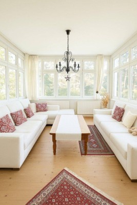 Altbaucharme mit Donau-Nähe – 3-Zimmer-Wohnung mit Wintergarten