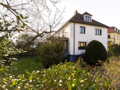 Schönes Einfamilienhaus mit großem Garten zwischen Handschuhsheim und Neuenheim