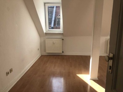 Helle Maisonettewohnung mitten in der Südstadt