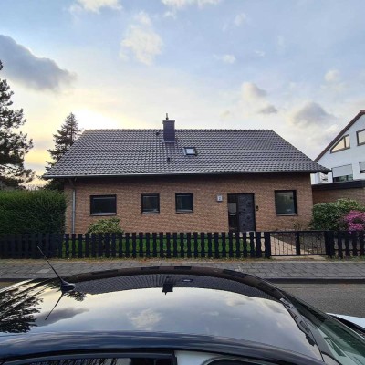 Barrierefreie 4-Zimmer Erdgeschosswohnung mit Garten in Sankt Augustin