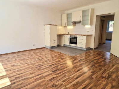 WUNDERBARE 2-Zimmer-Wohnung; beste WOHNQUALITÄT für RUHESUCHENDE in gediegener Umgebung!