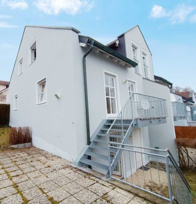 Großzügige, renovierte und sofort bezugsfertige Maisonettewohnung mit Garten und Garage (Kopie)