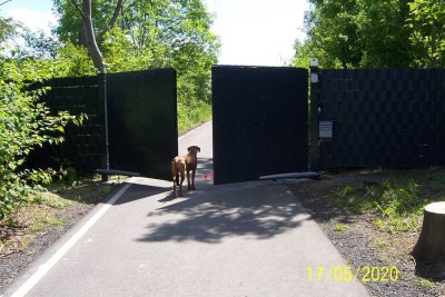 Altersbedingt  "zu Verkaufen Komplett 13500 m² Grundstück mit mehr Familienhaus 570 m² in Essen