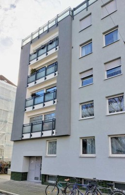 von privat: Möbl. App. am Nürnberger Stadtpark