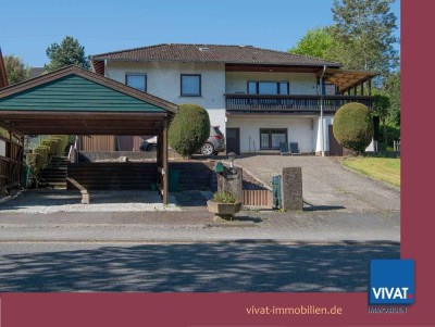 Grandioser Blick! Großer Bungalow mit ELW-Option im Hanggeschoss. Top-Garten. Käuferprovisionsfrei!