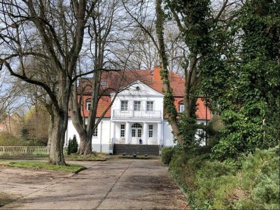 Wohnen im historischen Herrenhaus