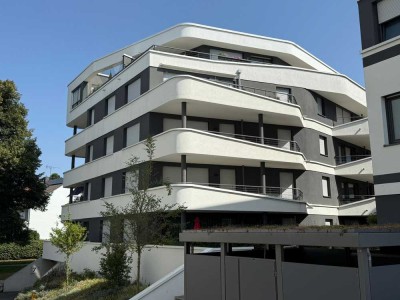 Stilvolle, neuwertige 2-Zimmer-Wohnung mit gehobener Innenausstattung mit Einbauküche in Stuttgart