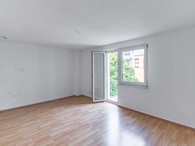 NEW *Paul & Partner* ÜBER DEN DÄCHERN VON FRANKFURT LEBEN ! JETZT ZUSCHLAGEN UND EINZIEHEN !