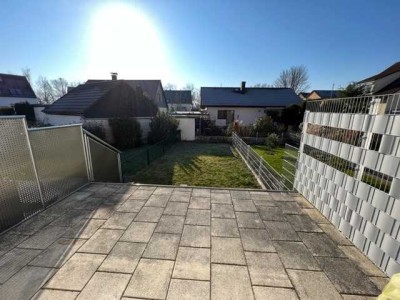 Einmalige 2-Zimmer-EG-Wohnung mit eigenem Garten
