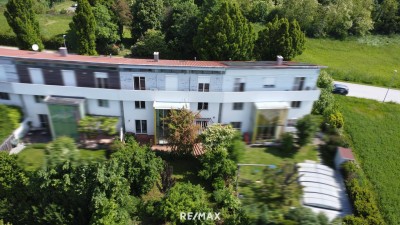 Stilvoll und geräumig Wohnen am grünen Kupferbrunnberg