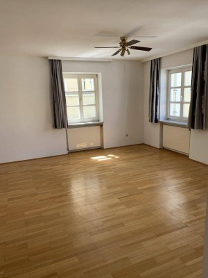 Ideale Kleinwohnung in Zentrumslage in Ried
