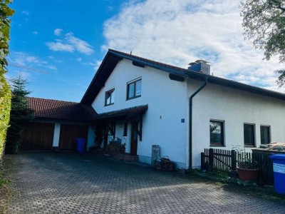 Saniertes Einfamilienhaus (DHH) mit Garage in Ampfing - provisionsfrei