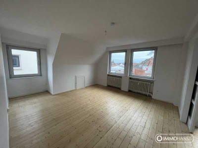 ++ Renovierte 4-Zimmer Wohnung mit Altbaucharme in zentraler Lage Uelzens mit Balkon ++