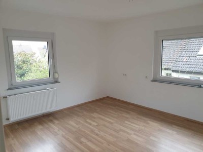 Schöne vier Zimmer Wohnung in Bad Homburg-Kirdorf