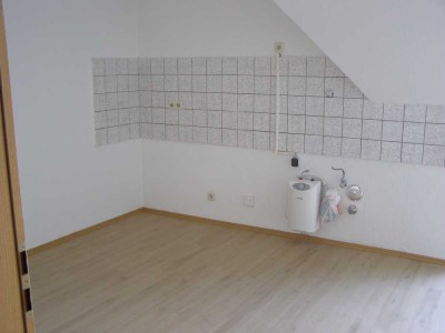 schöne, gemütliche Mansardenwohnung in Stadtmitte und ruhiger Lage