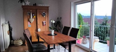 schöne 2 Zimmerwohnung mit Ausblick